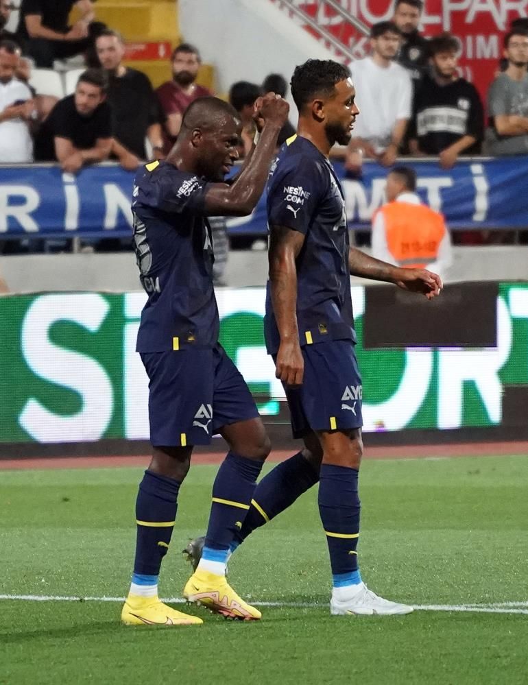 Enner Valencia sürprizi 12