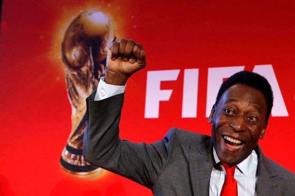 Pele'nin unutulmaz hikayesi! İşte yoksulluktan çıkan dünya efsanesinin başarılarla dolu kariyeri... 20
