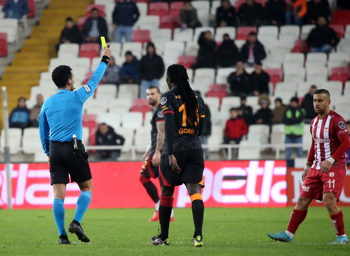 Olaylı maçın hakemleriyle ilgili flaş karar 7