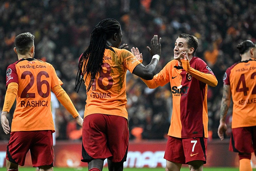 Galatasaray'da sıcak saatler! ''Ayrılmak istiyor, eski takımı ile görüştü'' 3