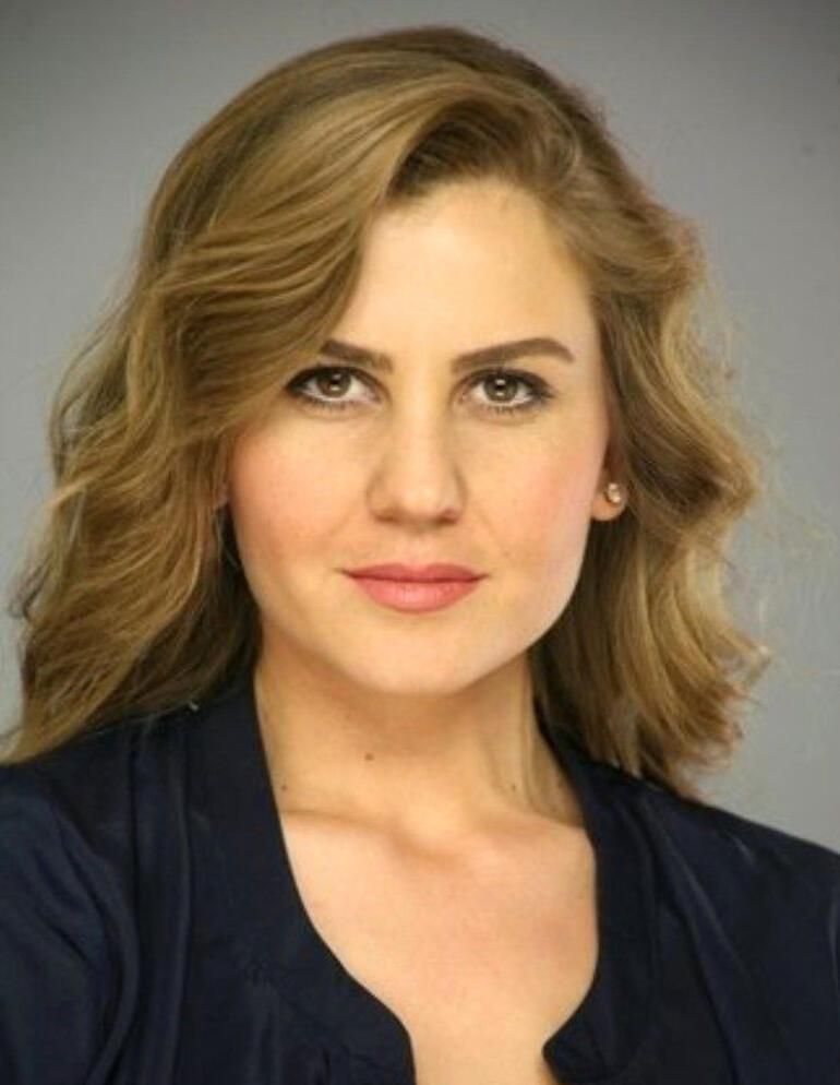 Bir dönem Alişan'la nişanlıydı... Esra Erol'un kız kardeşi Eda Erol'un estetikli son hali gündem oldu 5