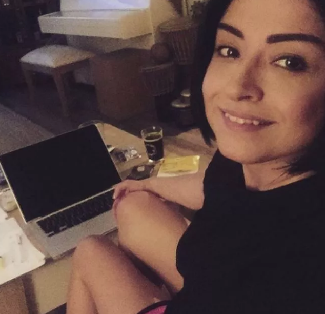 Şarkılarıyla 90'lı yıllarda fırtınalar estiren Bendeniz'in yıllar içindeki değişimi! Son haline inanamayacaksınız 22