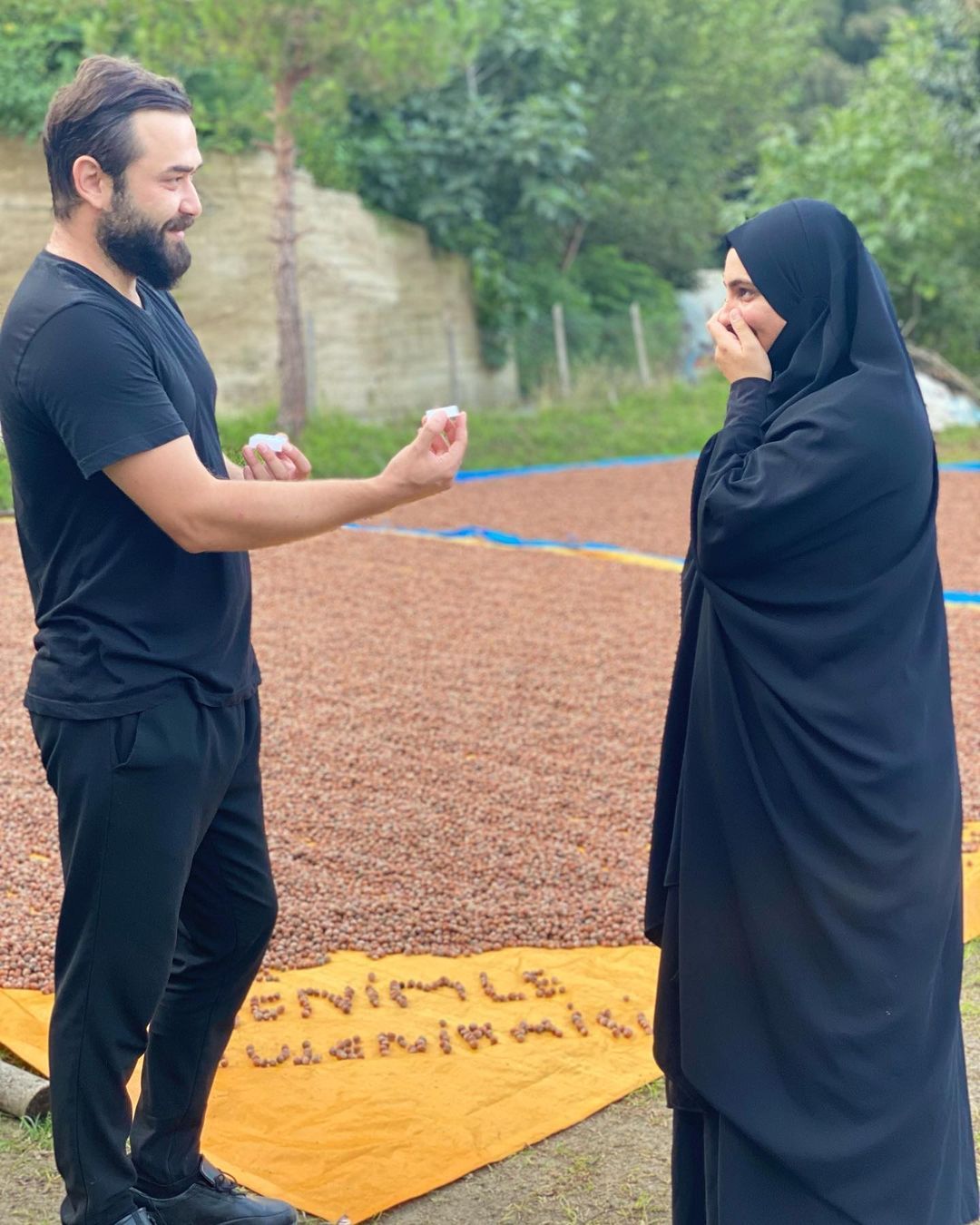 Tesettüre girip Mekselina İslam adını aldı! İşte Popstar Özlem Güneş'in büyük değişimi... 21