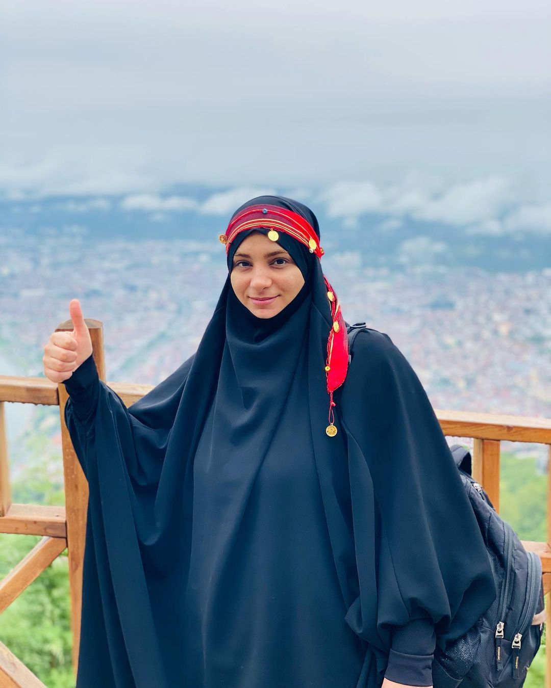 Tesettüre girip Mekselina İslam adını aldı! İşte Popstar Özlem Güneş'in büyük değişimi... 23