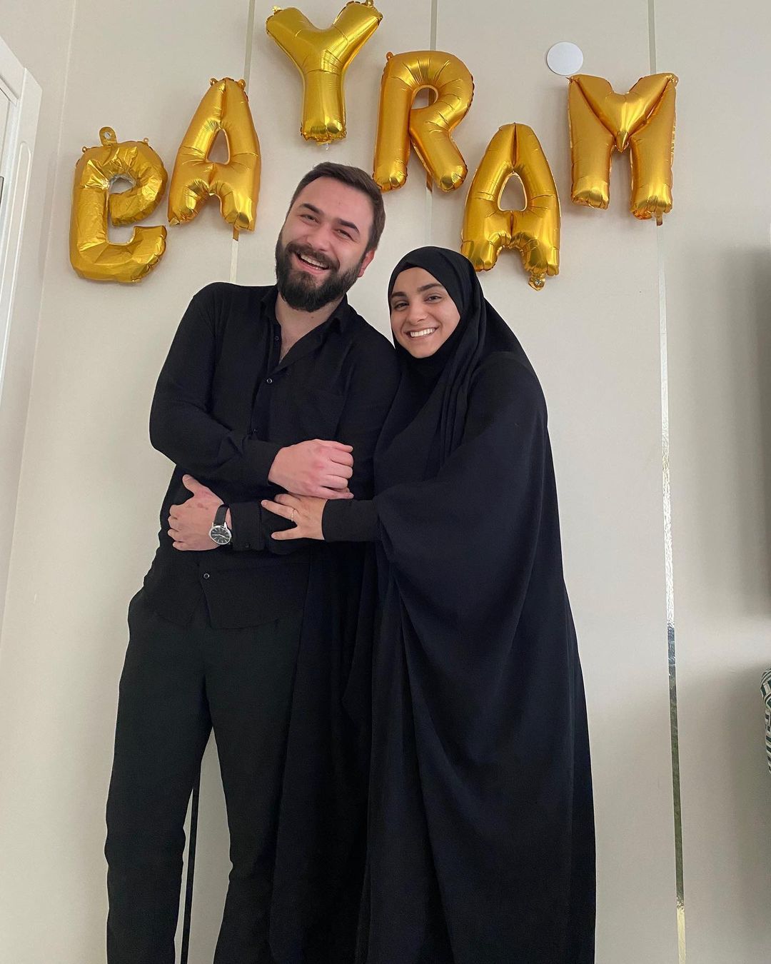 Tesettüre girip Mekselina İslam adını aldı! İşte Popstar Özlem Güneş'in büyük değişimi... 30