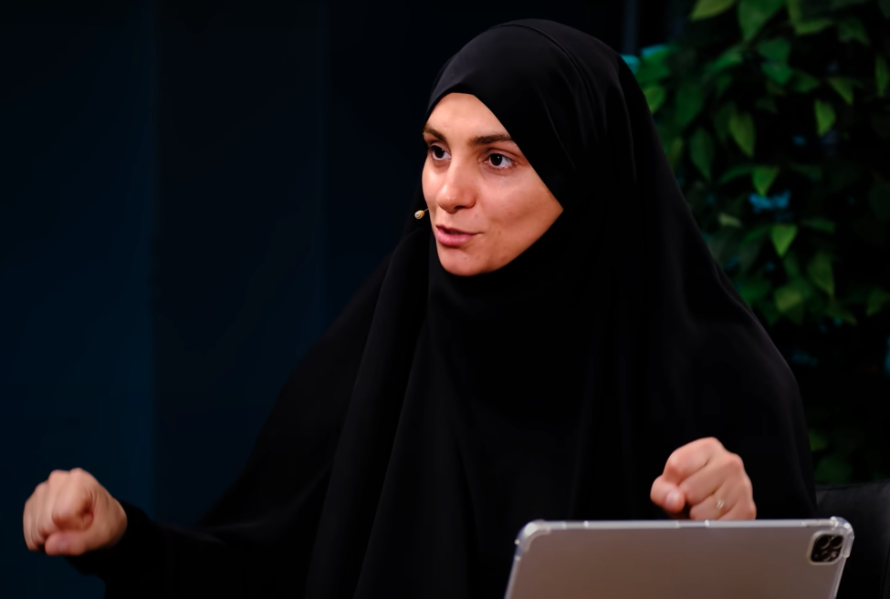 Tesettüre girip Mekselina İslam adını aldı! İşte Popstar Özlem Güneş'in büyük değişimi... 32