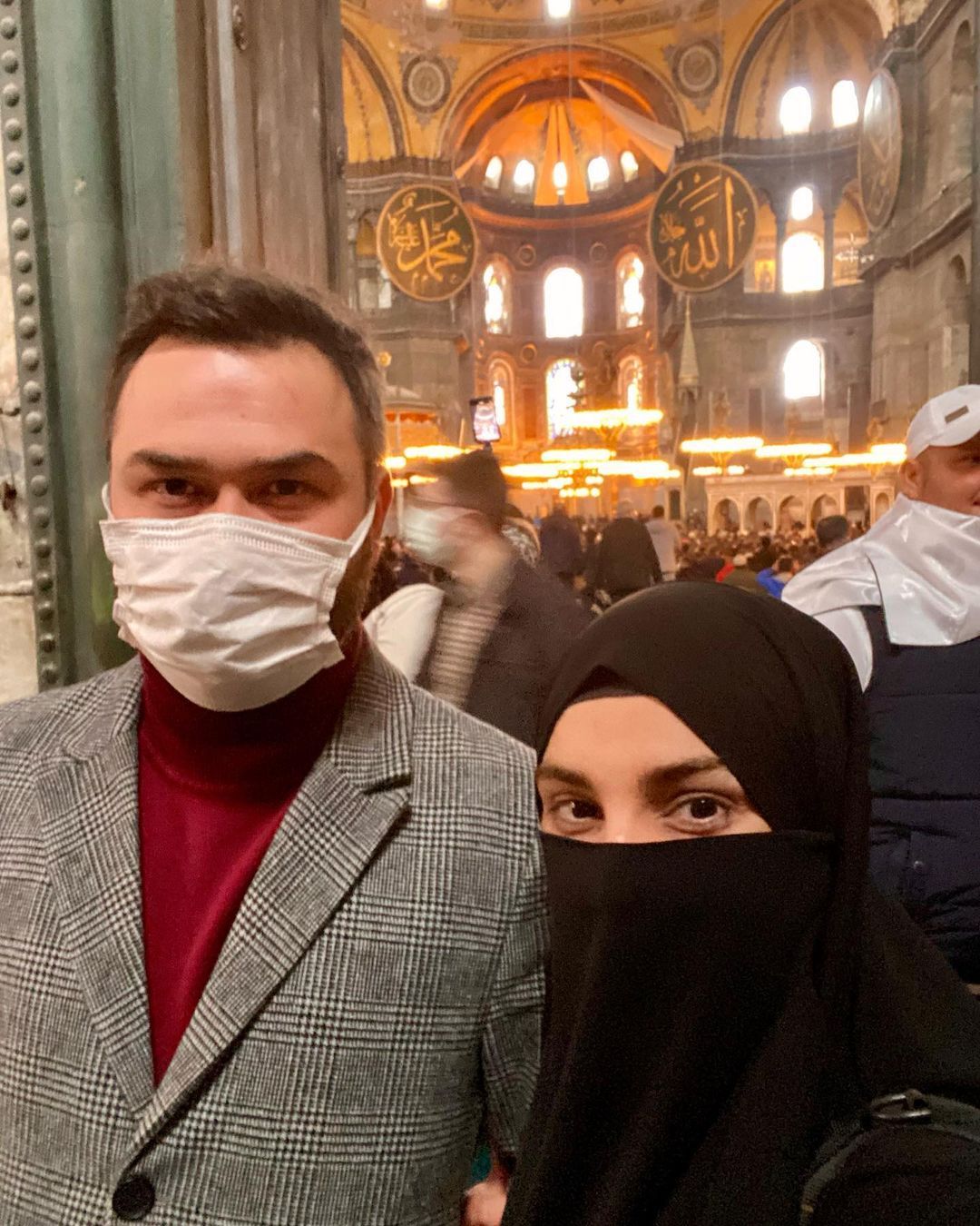 Tesettüre girip Mekselina İslam adını aldı! İşte Popstar Özlem Güneş'in büyük değişimi... 14