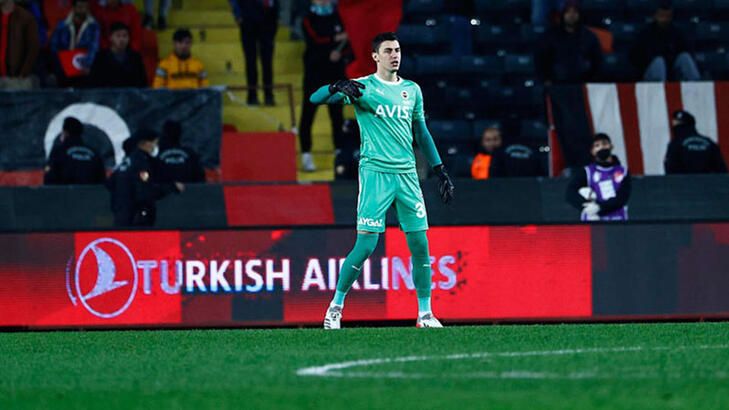Eski Fenerbahçeli Galatasaray'a transfer oluyor 6
