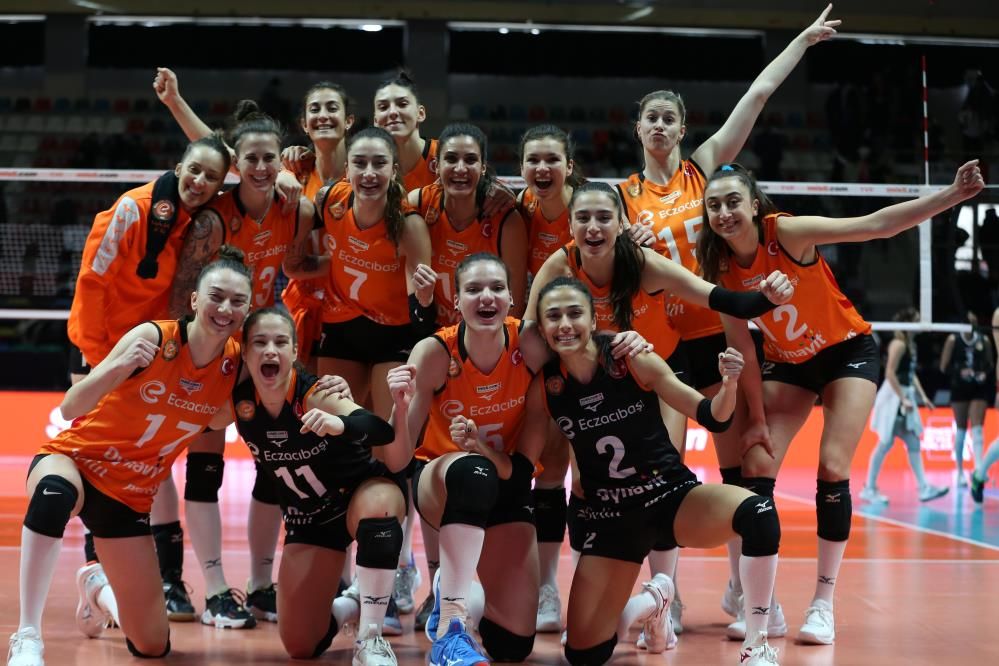 Milli voleybolcu tacize uğradı 4