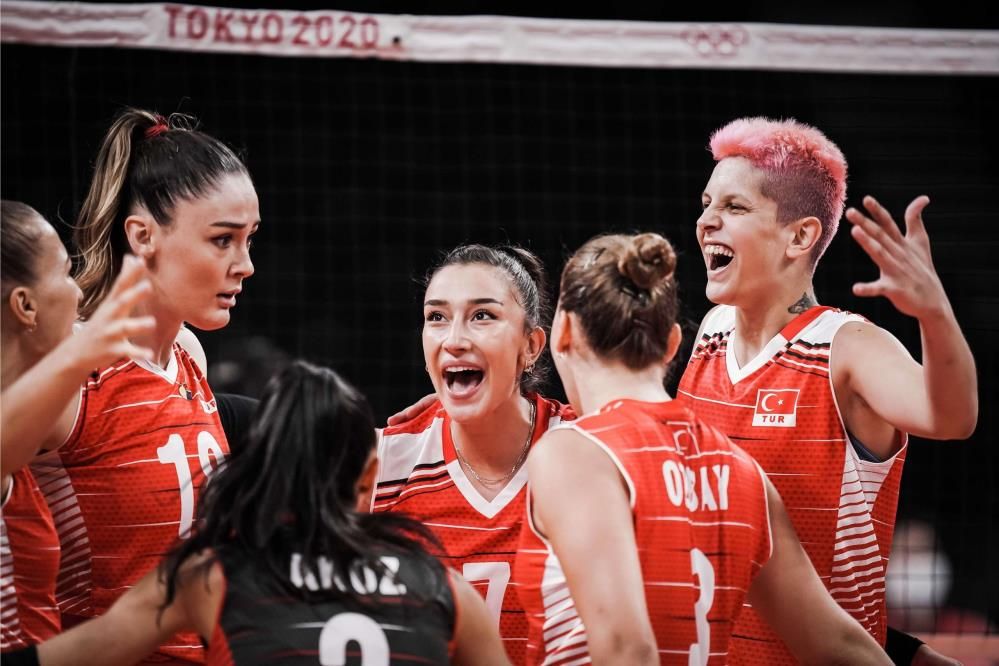 Milli voleybolcu tacize uğradı 6