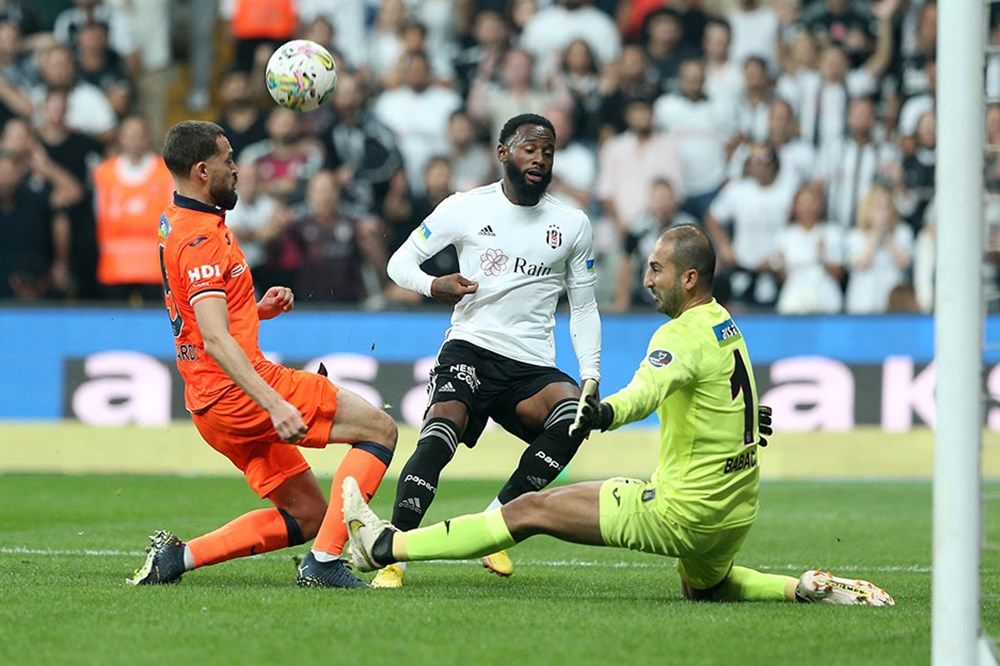 Beşiktaş gemileri yaktı! Eski Trabzonsporlu yıldız için tüm şartlar zorlanacak... 2