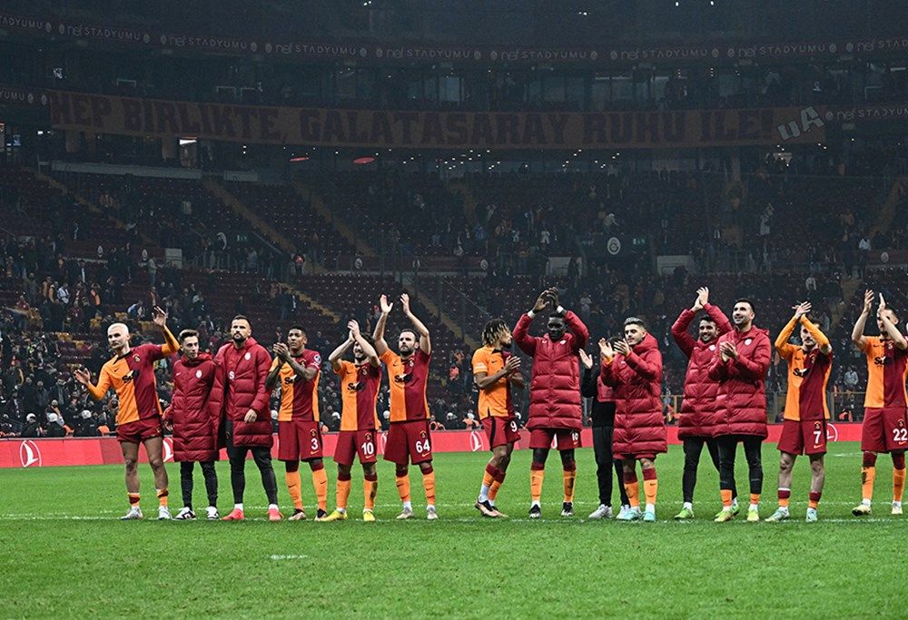 Galatasaray'a transfer müjdesi! Cimbom forvet hattını komple yeniliyor... 6