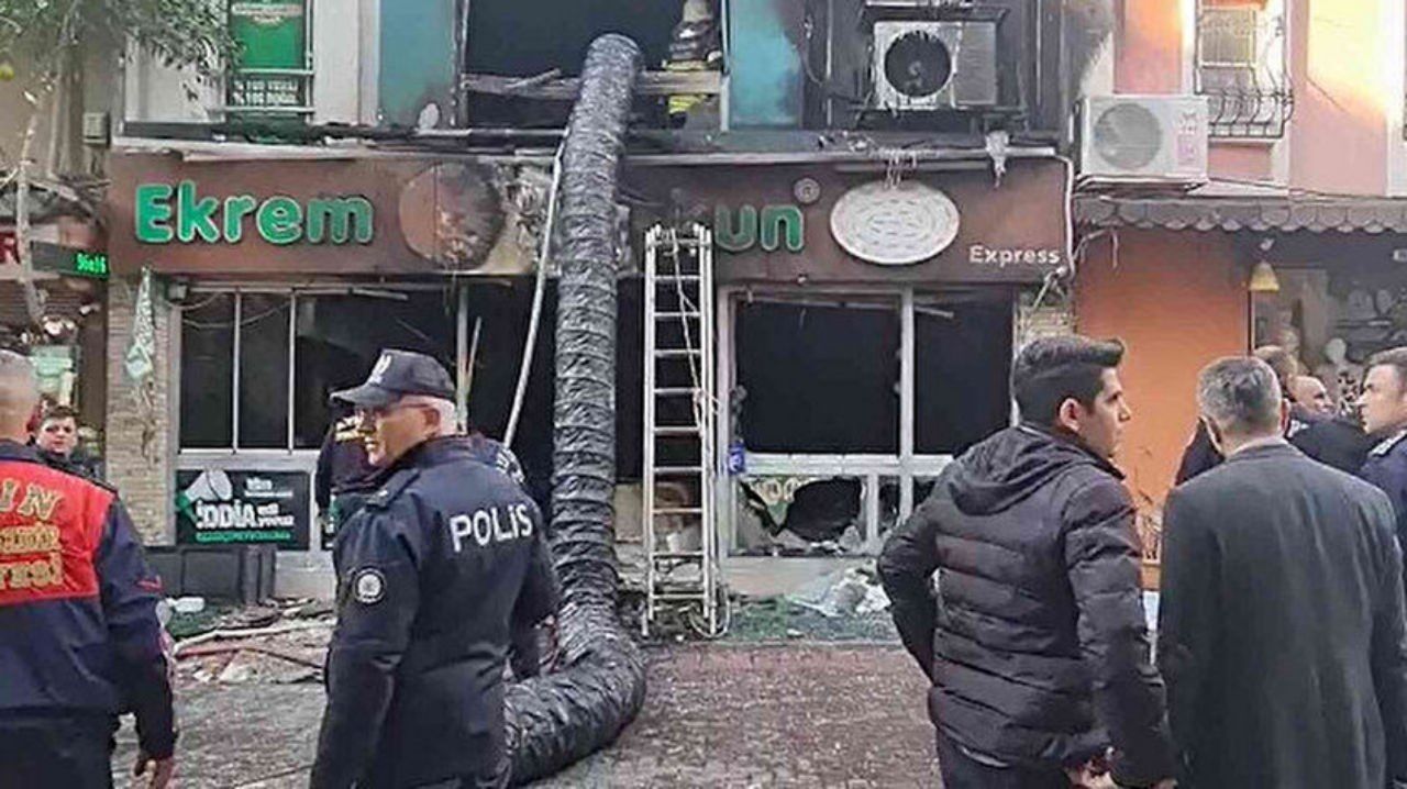 Nazilli’de 7 kişinin öldüğü restoranın işletmecisinin çocukları gazetecilere saldırdı! 1