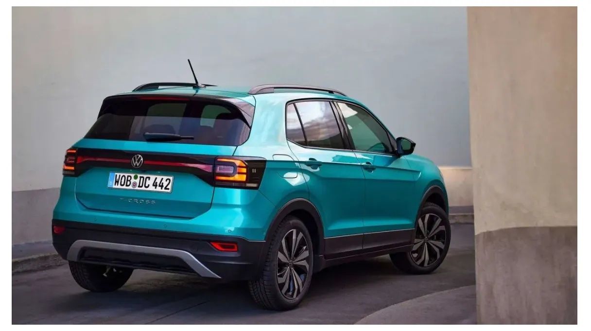 Volkswagen 2023 fiyatları uçuşa geçti! Bu fiyat listesine kimse inanmaz 4