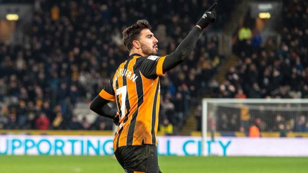 Transferde sıcak gelişme! Ozan Tufan İstanbul ekibinin teklifini kabul etti... 2