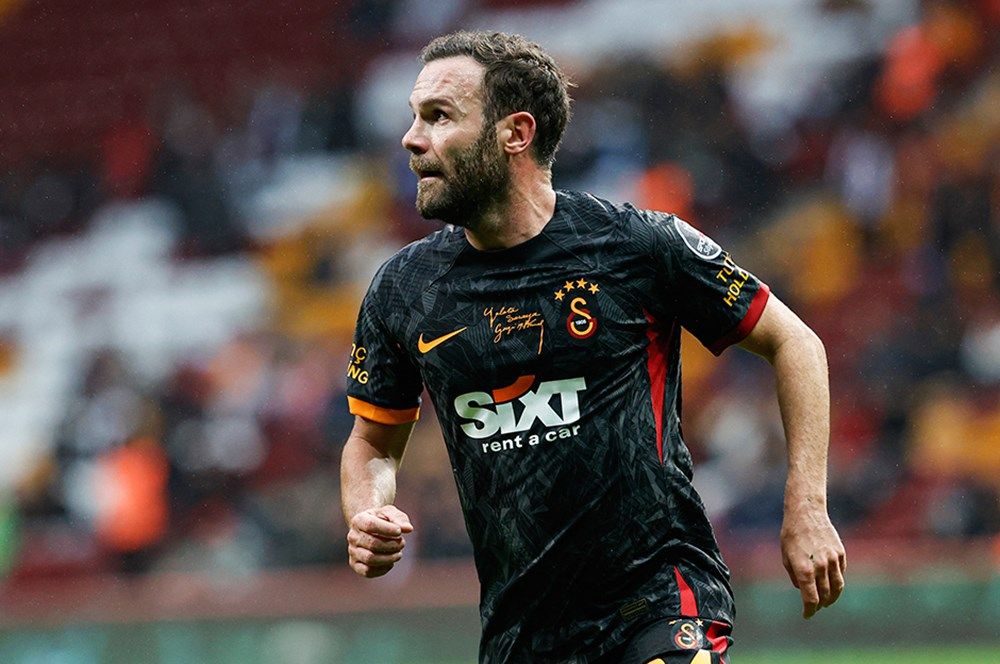 Galatasaray'da devre arası operasyonu! 3 ismin bileti kesildi... 15