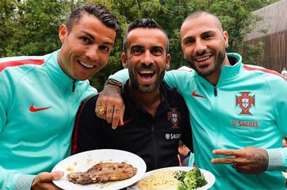 Hem ihya oldu hem de ihya etti! Cristiano Ronaldo'nun menajerine dudak uçuklatan komisyon 4