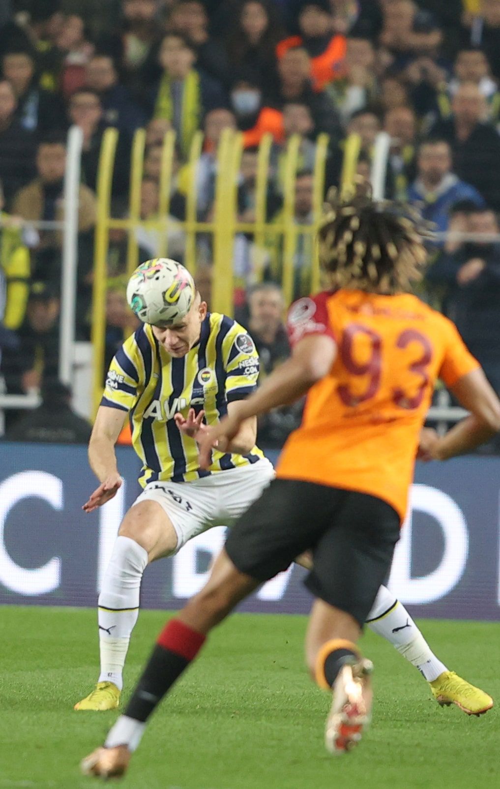 Dev derbiye damga vuran kareler 4