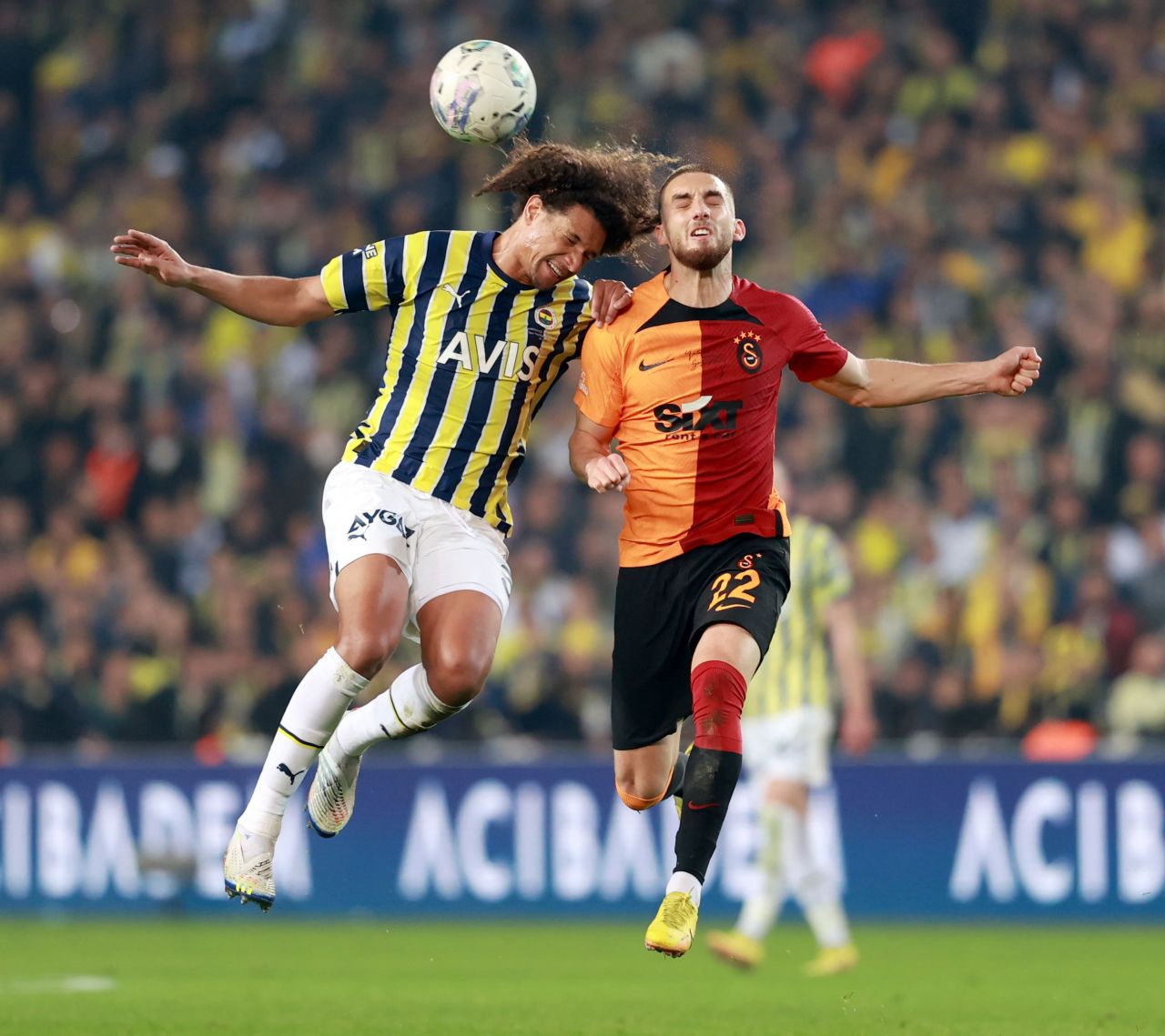 Dev derbiye damga vuran kareler 35