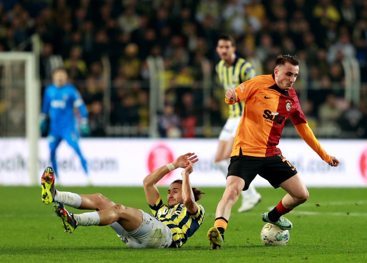Dev derbiye damga vuran kareler 40