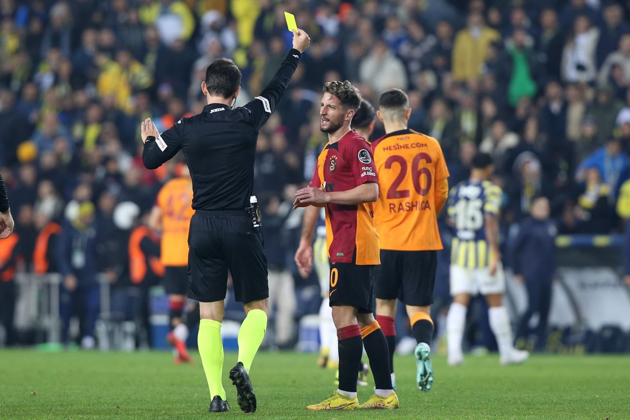 Dev derbiye damga vuran kareler 47