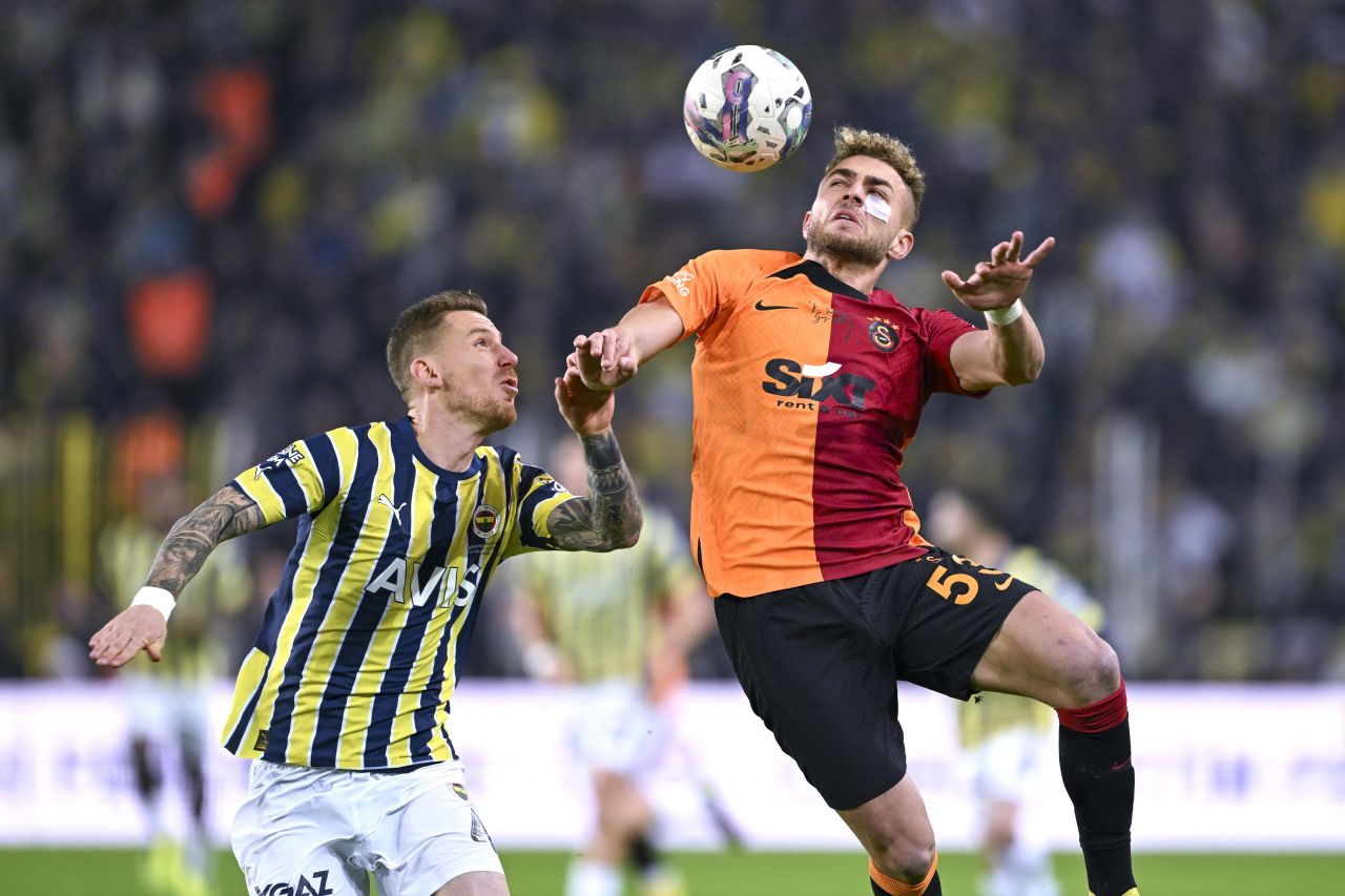 Dev derbiye damga vuran kareler 63