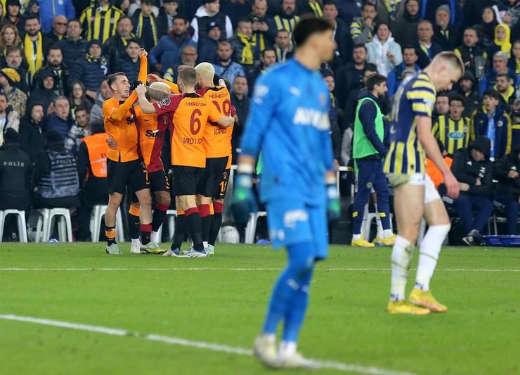 Tarih yazdılar! Uzun yıllar unutulmayacak dev derbiden özel anlar... 5