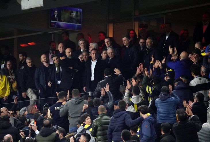 Galatasaray hezimeti fitili ateşledi! Fenerbahçeli taraftarlardan Ali Koç'a şok tepki... 6