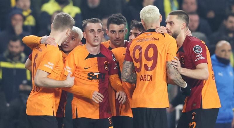 Fenerbahçe - Galatasaray derbisinde öne çıkan notlar! 4