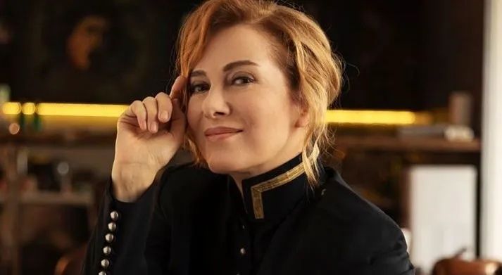 Zuhal Olcay Yaşlanmak Bilmiyor! Son Hali Herkesi Şaşırttı 8