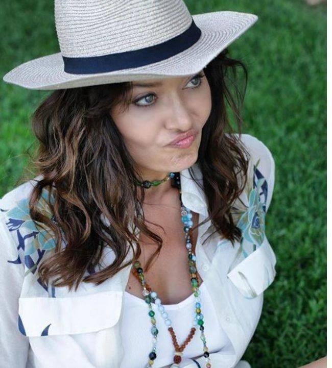 Nurgül Yeşilçay Paylaşımıyla dikkat çekti! 2
