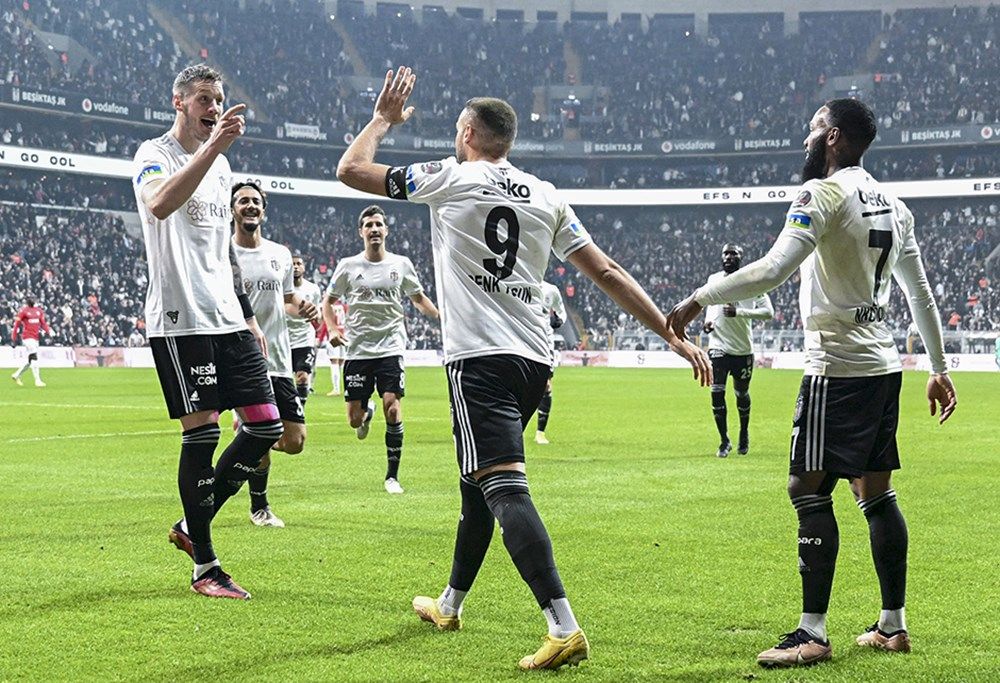 Beşiktaş'a büyük şok! Wout Weghorst sonrası o yıldız da gidebilir... 6