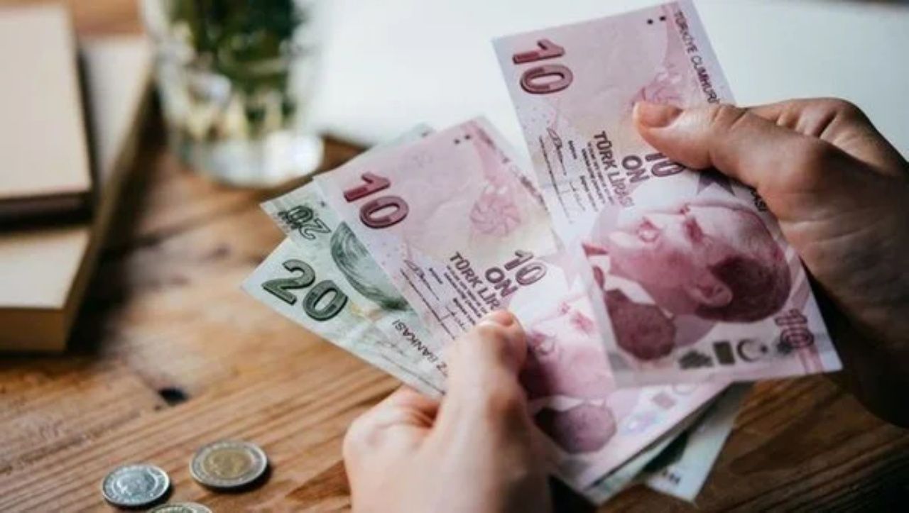 Emekli ve memurlara müjde! Zam oranı onaylandı! Bu aydan itibaren geçerli olacak 2