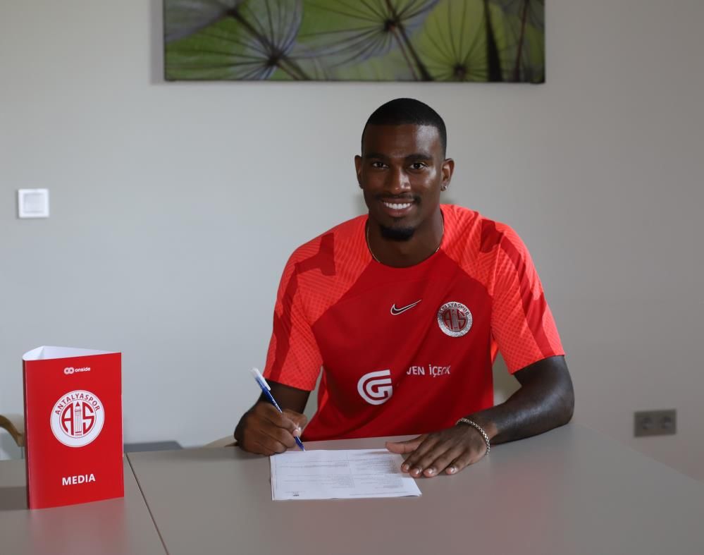 Haji Wright'a yapılan son teklif belli oldu 3