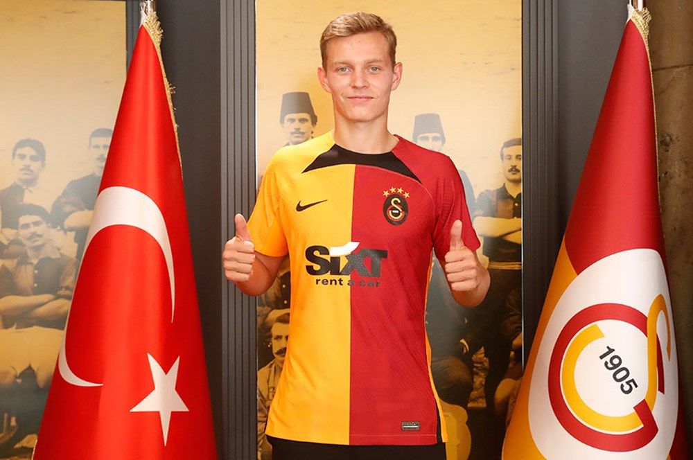 Galatasaray'da stoper operasyonu! Premier Lig'ten geliyor... 8
