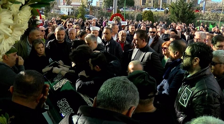 Elif Karlı'nın eşi Cengiz Karlı son yolculuğuna uğurlandı 8