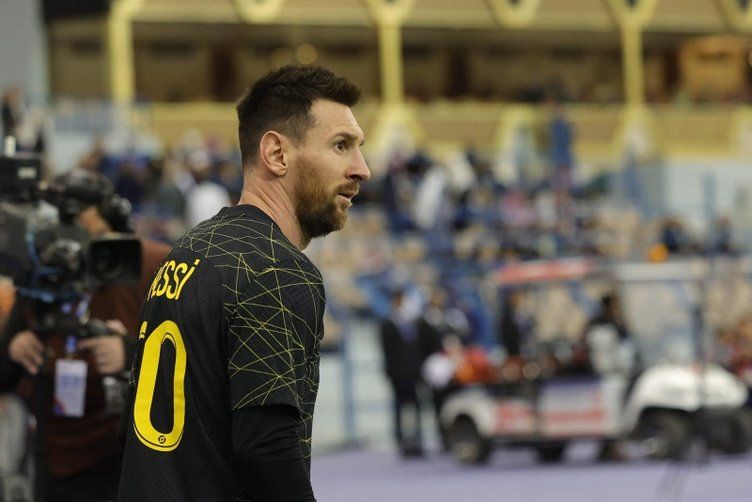 Ronaldo ve  Messi'den muhteşem düello! Al Nassr/Al Hilal Karması 4 - 5 Paris Saint Germain | Maç sonucu 14