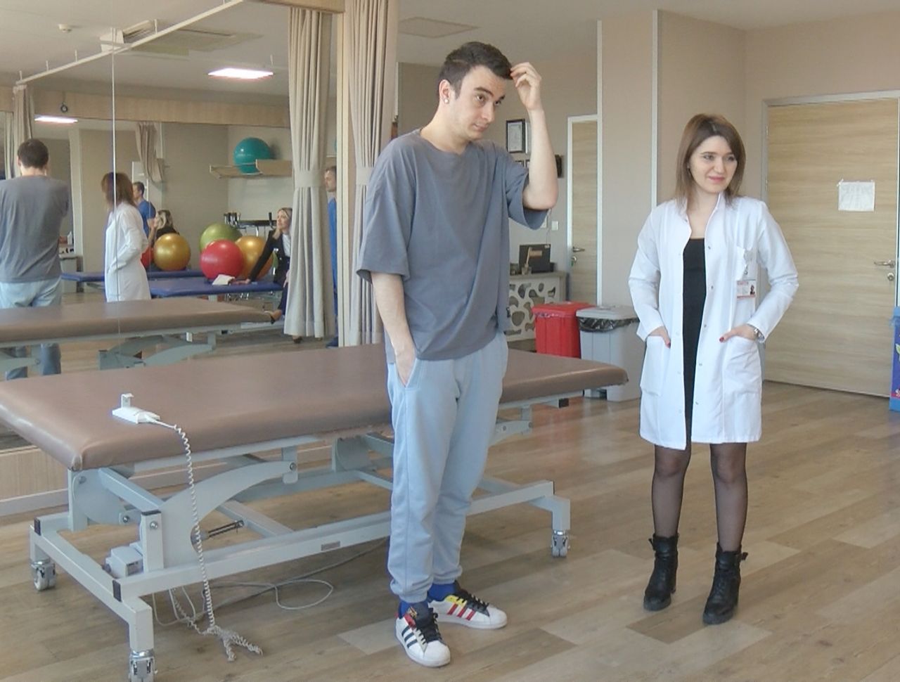 Amasya'daki kazada boynu kırılan Sergen Deveci hastaneden 44 gün sonra taburcu oldu 9