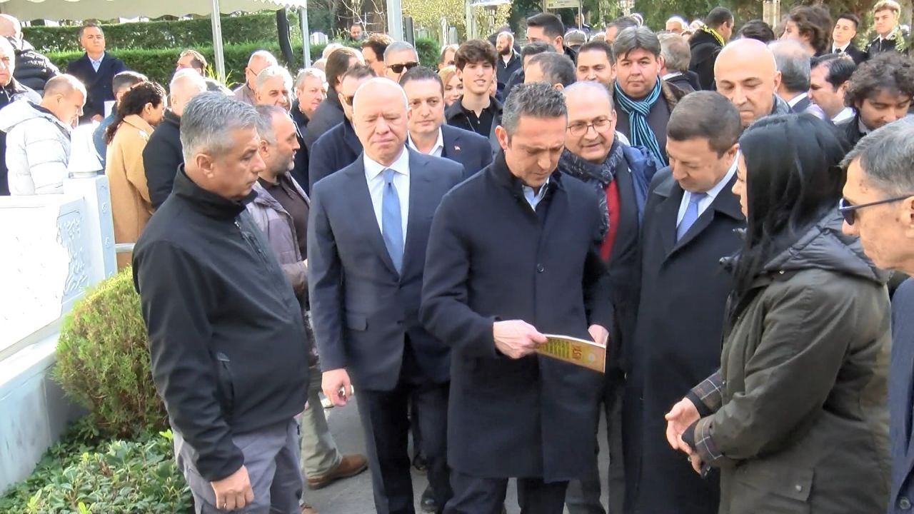Mustafa Koç ölüm yıl dönümünde kabri başında anıldı 2