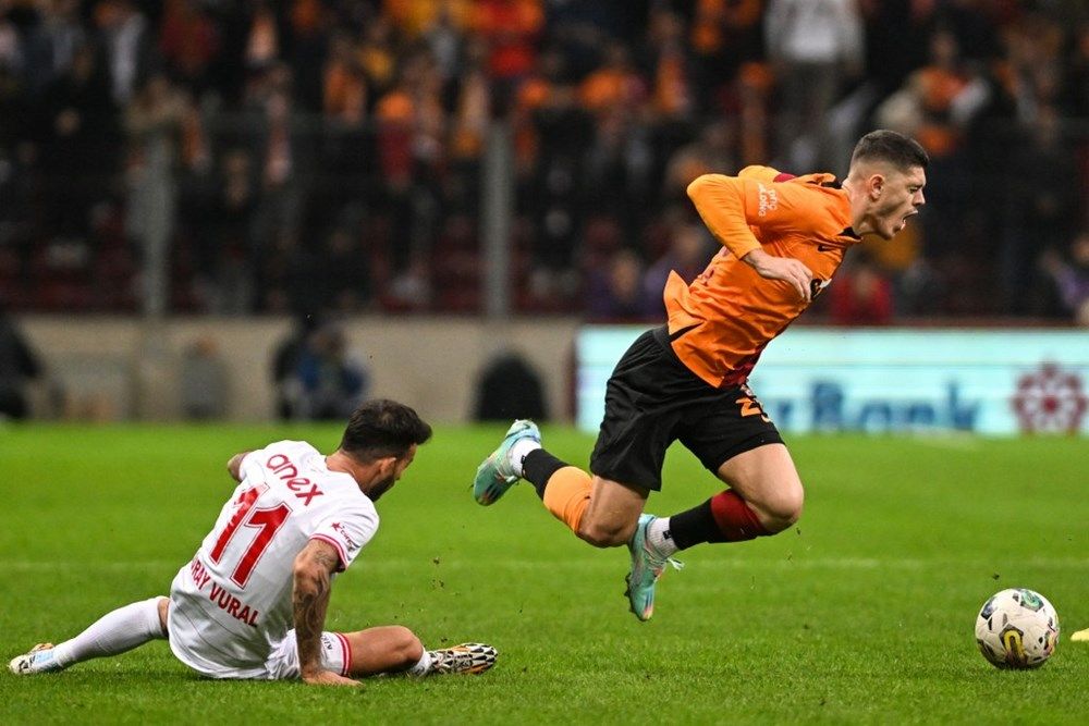 Şampiyonluğa yürüyen Galatasaray'a Rıdvan Dilmen'den olay yorum! 1