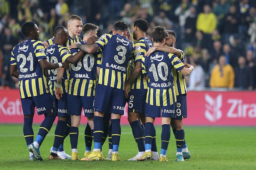 Devler kapışıyor! Ezeli rakipler Arda Güler'in peşine düştü... 1