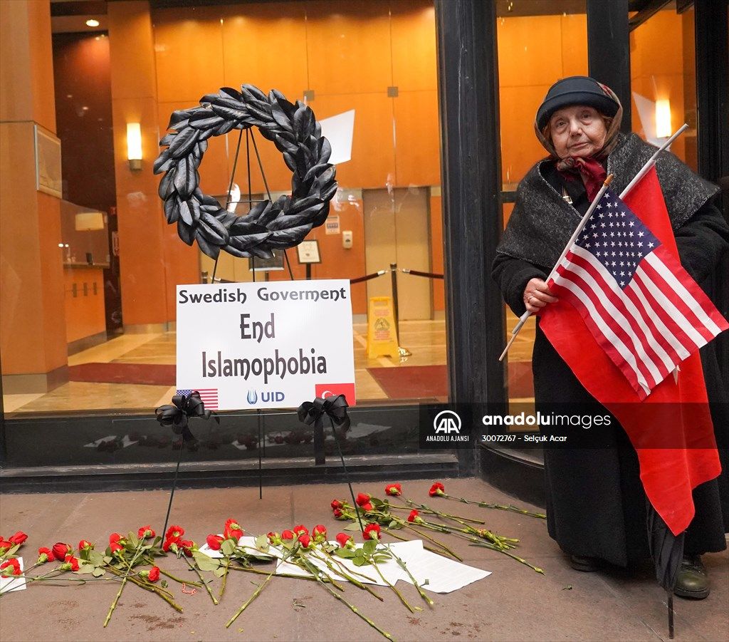 İsveç'te Rasmus Paludan'ın Kur'an-ı Kerim'i yakması New York'ta protesto edildi 1