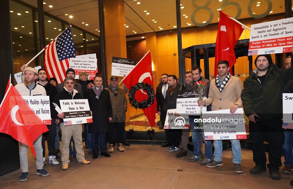 İsveç'te Rasmus Paludan'ın Kur'an-ı Kerim'i yakması New York'ta protesto edildi 11