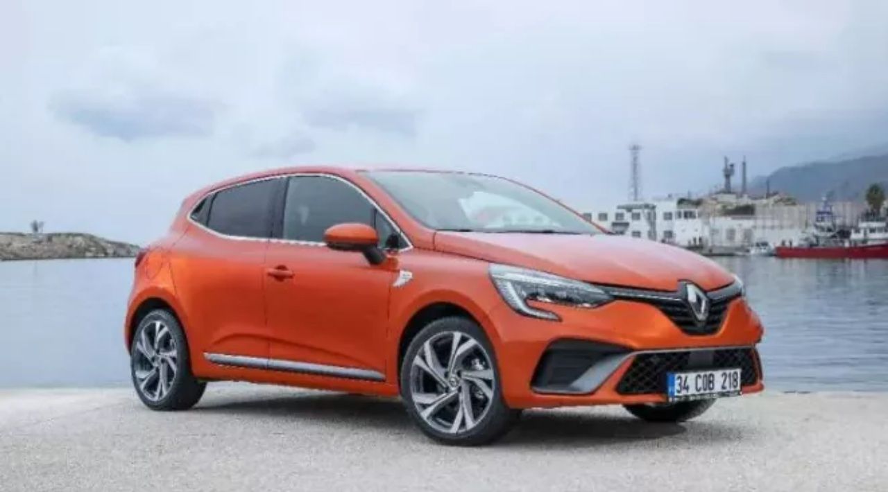 Gelen zamlar sonrası herkes araştırmaya başladı! İşte en az yakan otomobiller 16