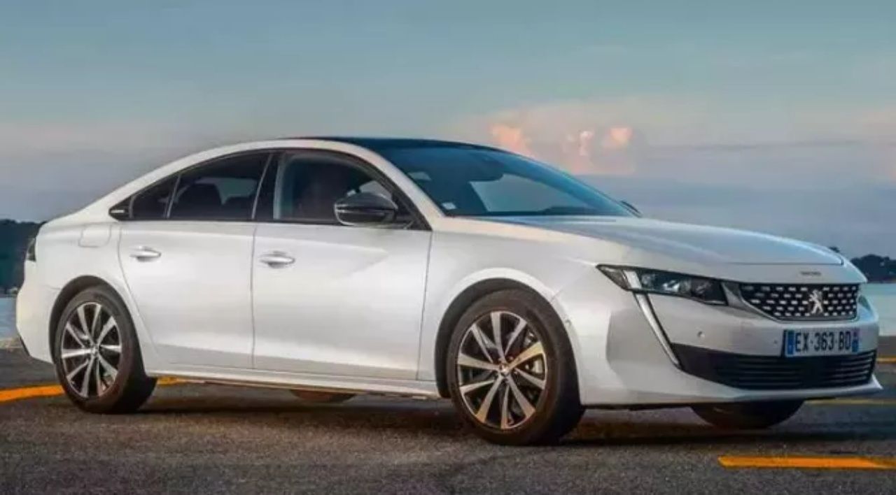 Gelen zamlar sonrası herkes araştırmaya başladı! İşte en az yakan otomobiller 18