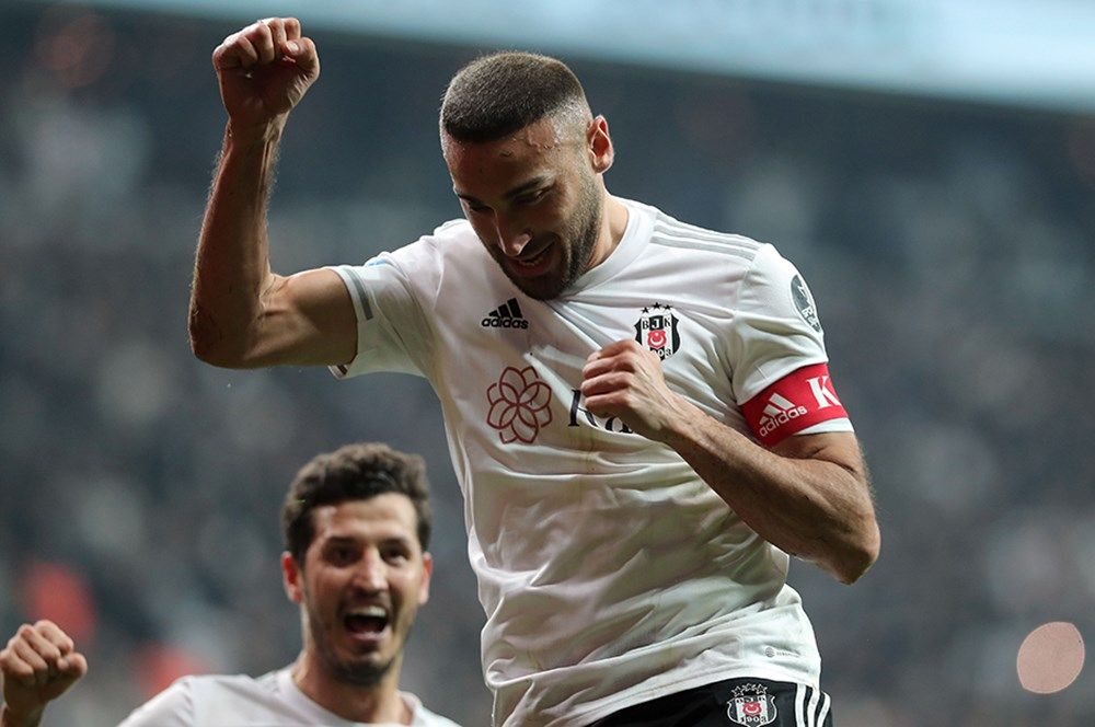 Beşiktaş tarihine geçti! Zirvenin tek sahibi Cenk Tosun... 11