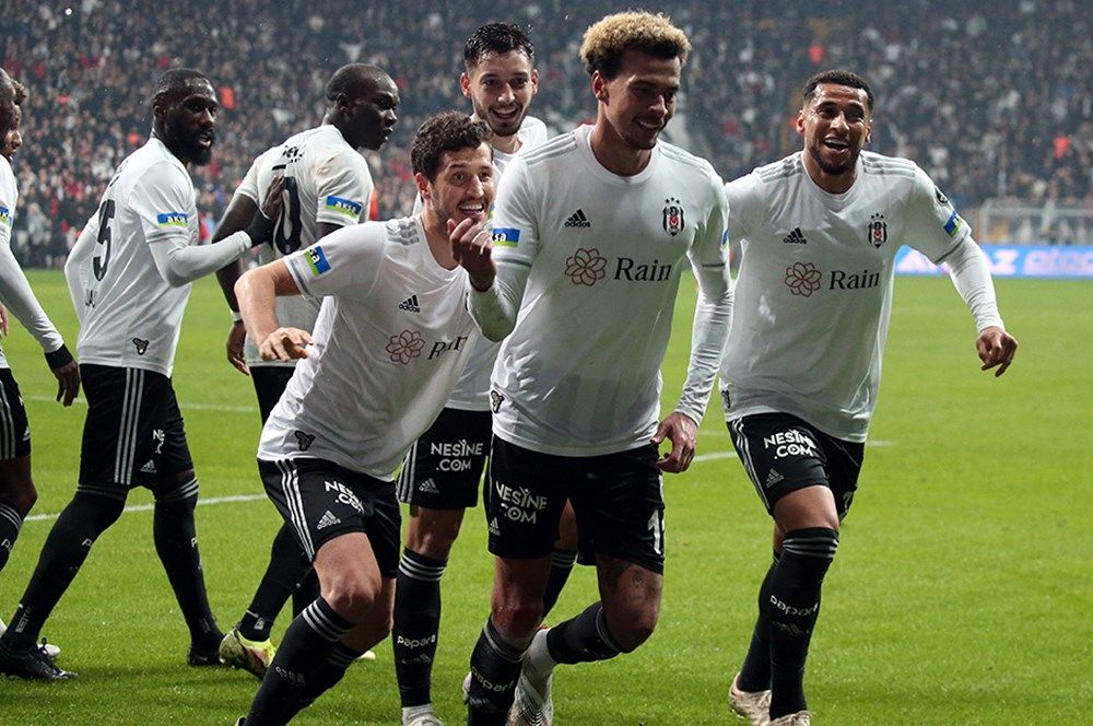 Beşiktaş tarihine geçti! Zirvenin tek sahibi Cenk Tosun... 8