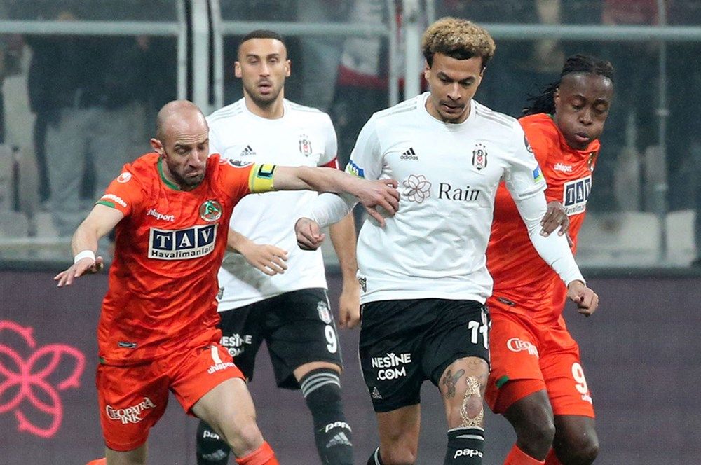 Beşiktaş tarihine geçti! Zirvenin tek sahibi Cenk Tosun... 9