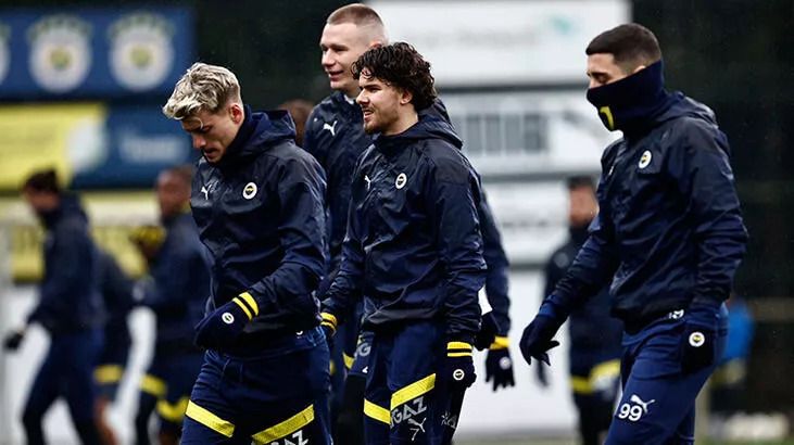 Fenerbahçe'de şok ayrılık! Yeni takımı belli oldu... 1