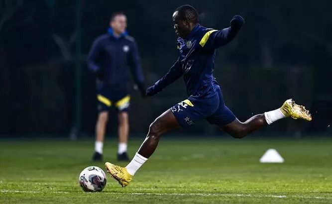 Fenerbahçe'de şok ayrılık! Yeni takımı belli oldu... 7